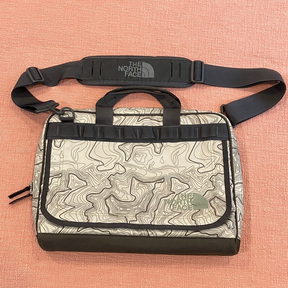The North Face messenger / shoulder Laptop Bag